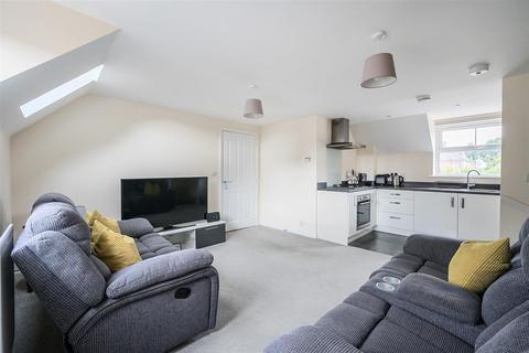 2 bedroom coach house for sale, Cavendish Drive, Southampton SO31