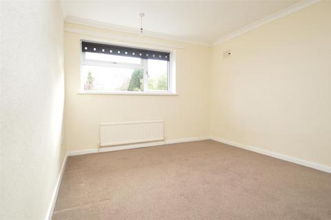 3 bedroom semi-detached house for sale, Laburnum Avenue, Shirebrook, Mansfield, Derbyshire, NG20