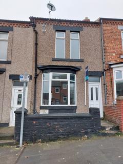 3 bedroom terraced house to rent, Dodds Street, Darlington DL3