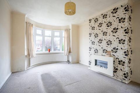 3 bedroom semi-detached house for sale, Braeside Gardens, York