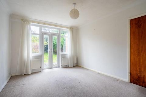 2 Braeside Gardens, York, YO24 4EZ