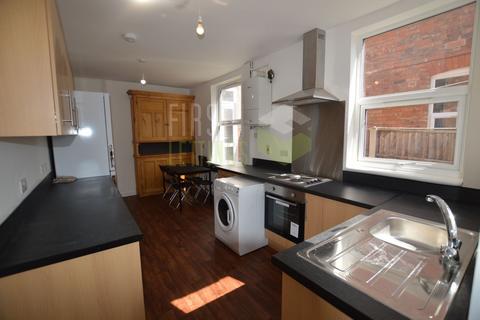 5 bedroom terraced house to rent, Tennyson Street, Leicester LE2