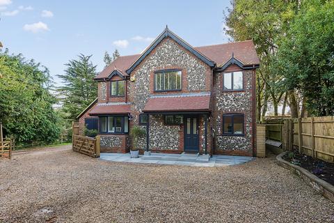 4 bedroom detached house for sale, Chinnor Road, Bledlow Ridge, High Wycombe