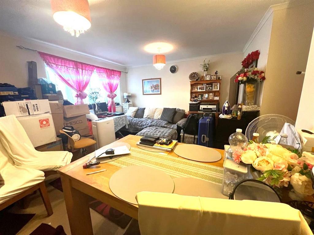 Lounge.jpg