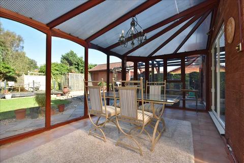 6 Threlfall, Chorley, PR7 1UY