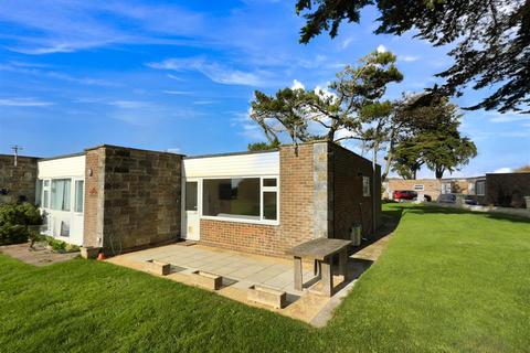 2 bedroom semi-detached bungalow for sale, Freshwater, Isle of Wight