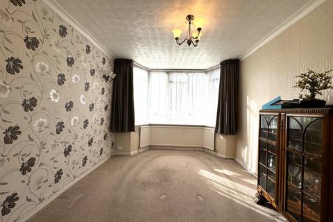 3 bedroom semi-detached house to rent, Chestnut Drive, Castle Bromwich B36