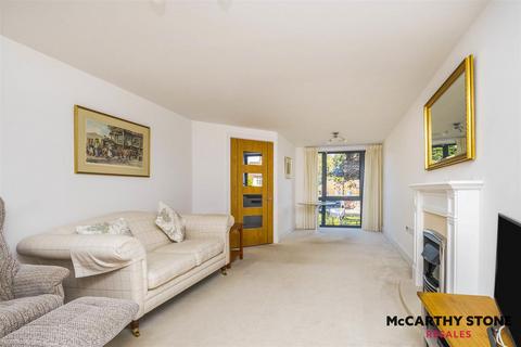 2 bedroom apartment for sale, Turner House, St. Margarets Way, Midhurst