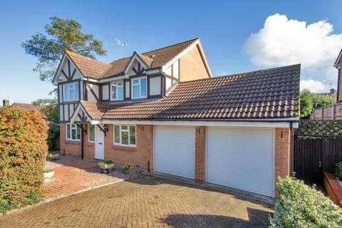 4 bedroom detached house for sale, Fairacre Place, Hartley, Kent, DA3