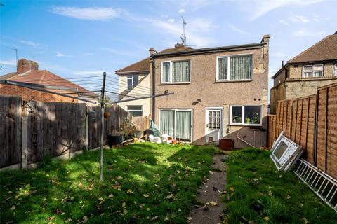 4 bedroom semi-detached house for sale, Beechcroft Avenue, Bexleyheath, Kent, DA7