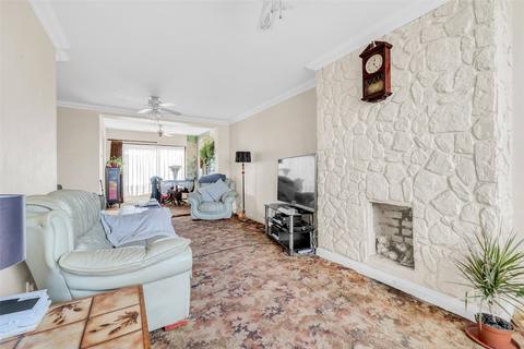 4 bedroom semi-detached house for sale, Beechcroft Avenue, Bexleyheath, Kent, DA7