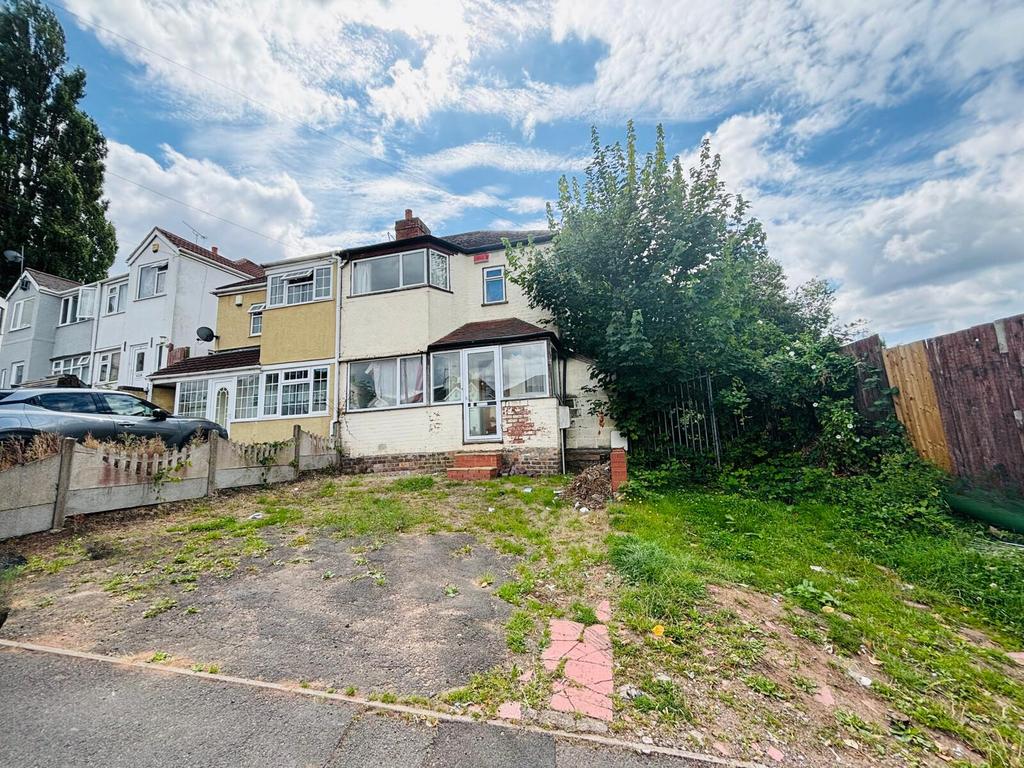 Great Barr B44 2 bed semidetached house for sale £60,000