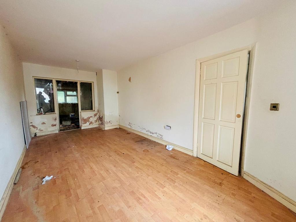 Great Barr B44 2 bed semidetached house for sale £60,000