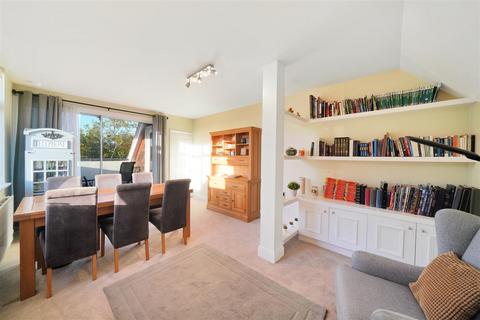 3 bedroom apartment for sale, SALISBURY AVENUE, Finchley, London