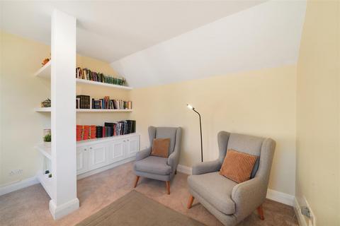 3 bedroom apartment for sale, SALISBURY AVENUE, Finchley, London