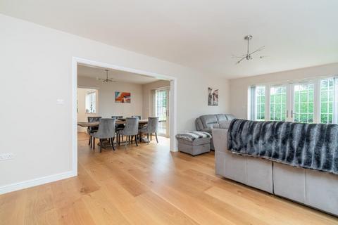 58 Freemans Close, Stoke Poges, Slough, SL2 4ER
