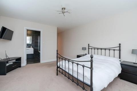 58 Freemans Close, Stoke Poges, Slough, SL2 4ER