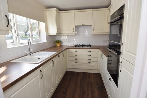 14 Beamont Way, Amesbury, Salisbury, SP4 7UA