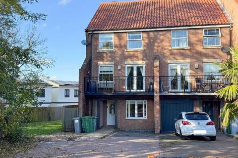 5 bedroom townhouse for sale, Goldstraw Lane, 6 NG24