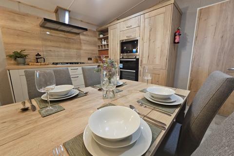 2 bedroom lodge for sale, Malton YO17