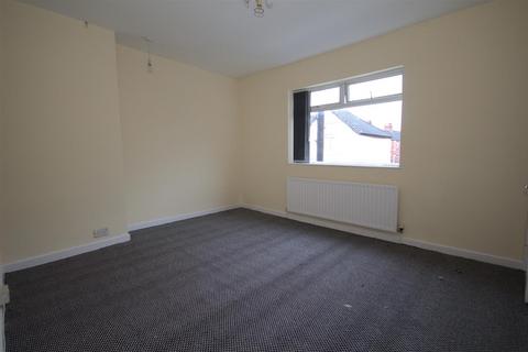 3 bedroom terraced house to rent, Harrow Street, South Elmsall