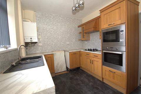 3 bedroom terraced house to rent, Harrow Street, South Elmsall