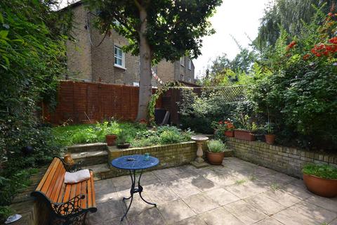 4 bedroom house to rent, Knatchbull Road, Camberwell, London, SE5