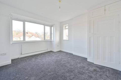 undefined, Croyde Avenue, Greenford, UB6