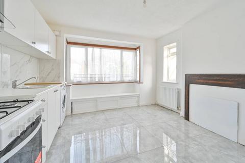 undefined, Croyde Avenue, Greenford, UB6