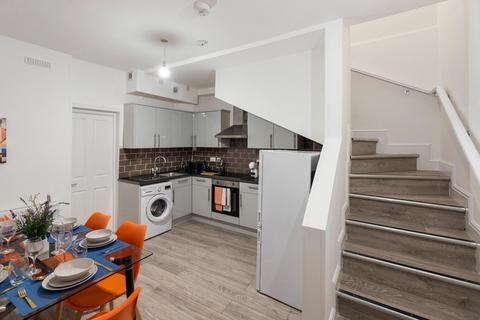 3 bedroom serviced apartment to rent, Rotherfield Street, London N1