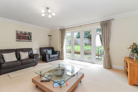 4 bedroom detached house for sale, Ridge Lane, Watford, WD17