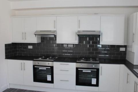 7 bedroom house to rent, Hartington Road, Liverpool, Merseyside