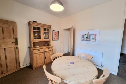 2 bedroom apartment to rent, Portland Street, Worcester, Worcestershire, WR1 2NL