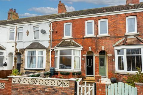 3 bedroom terraced house for sale, Waxholme Road, WITHERNSEA