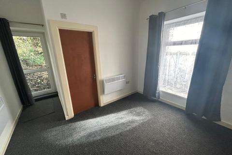 1 bedroom flat to rent, Woodfield Street, Morriston SA6