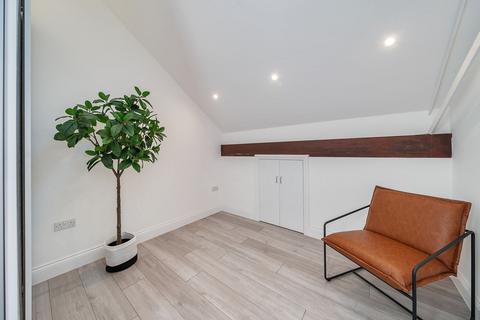 3 bedroom apartment for sale, Horsley Street, London SE17