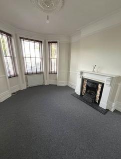 1 bedroom semi-detached house to rent, Amyand Park Road, Twickenham