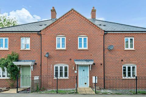 2 bedroom cluster house for sale, Ivel Road, Shefford, SG17