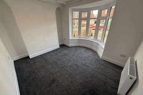 4 Farndale Crescent, Darlington, DL3 9AP