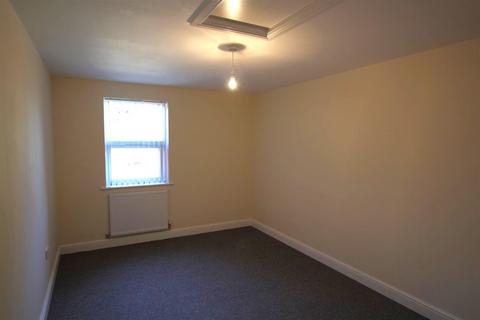 2 bedroom apartment to rent, Mount Street, Grantham, NG31