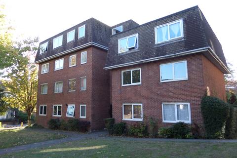 2 bedroom flat to rent, South Park Hill Road, South Croydon CR2