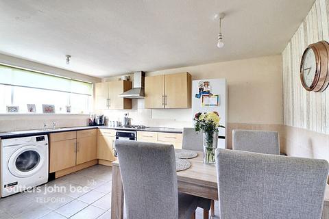 3 bedroom terraced house for sale, Woodrows, Telford