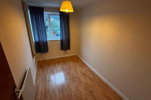 3 bedroom end of terrace house for sale, Martin Close, Hatfield