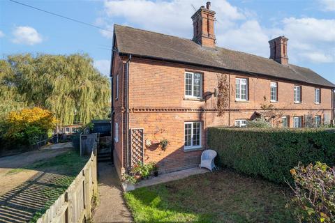 2 bedroom end of terrace house for sale, Front Street, Newmarket CB8