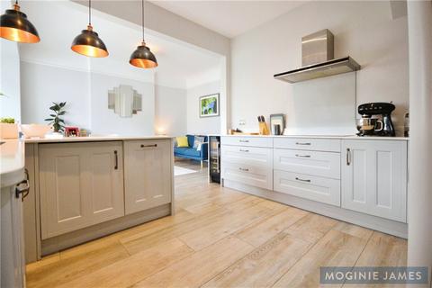 10 Blenheim Road, Cardiff, CF23 5DS