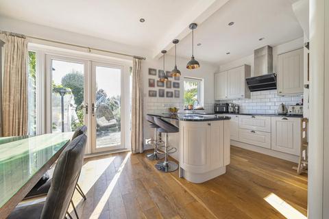 109 Brownspring Drive, London, SE9 3JZ