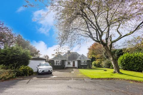 4 bedroom detached house for sale, Peasehill Close, Rawdon, Leeds, West Yorkshire, LS19