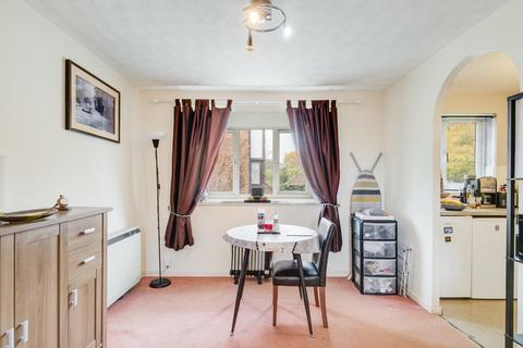 23 Kerr Close, Knebworth, SG3 6AL