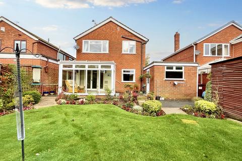 3 bedroom detached house for sale, Copeland Avenue, Tittensor, ST12