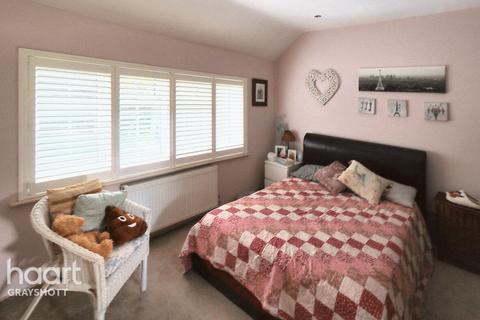 3, Longdown Cottages Hindhead Road, Hindhead, GU26 6BB